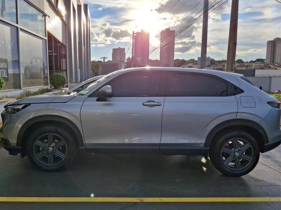 HONDA HR-V 1.5 DI I-VTEC FLEX EXL CVT HONDA HR-V 1.5 DI I-VTEC FLEX EXL CVT